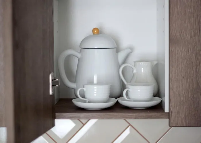 Charming 1br With Bath In Quiet Center Of * Riga