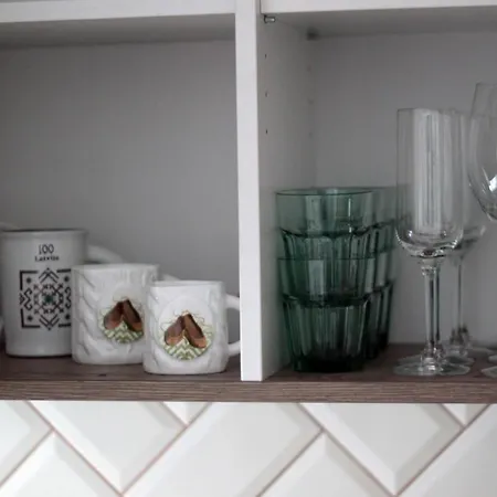 Charming 1br With Bath In Quiet Center Of Апартаменти